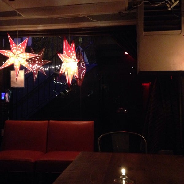 Foto diambil di Juke Bar oleh Jocelyn G. pada 2/2/2014