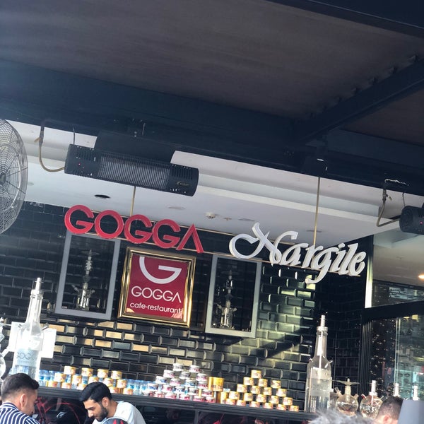 Foto diambil di Gogga Cafe &amp; Restaurant oleh Ercan&amp; F. pada 9/7/2020