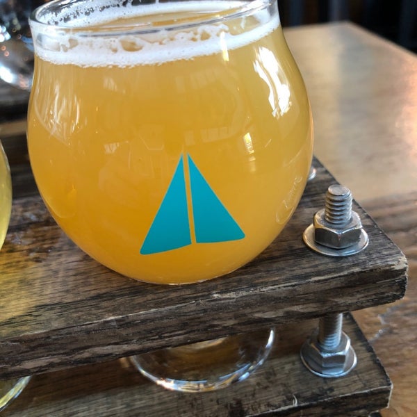 Photo taken at Wander Brewing by Lee J. on 4/29/2019