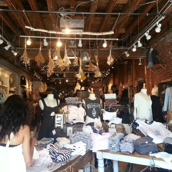 Photos at Brandy Melville Downtown Santa Monica 11 tips from 1500