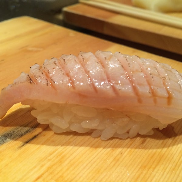5/2/2015에 Kasey T.님이 Tanoshi Sushi에서 찍은 사진