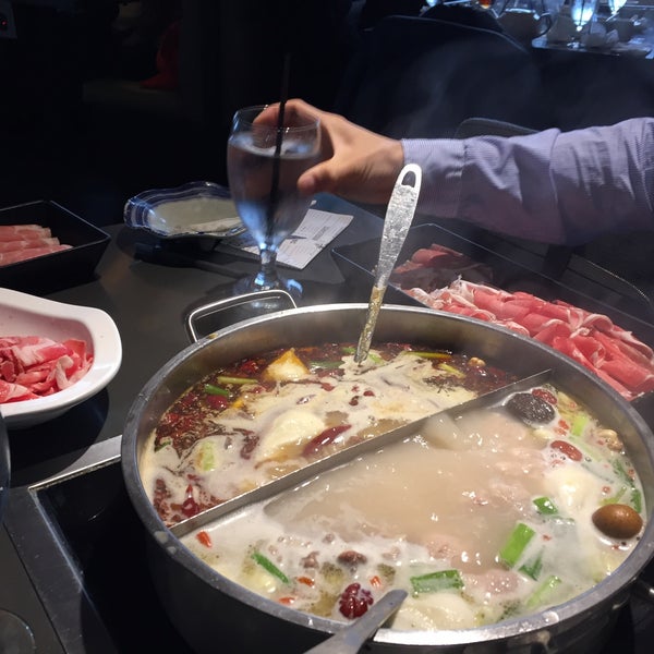 Photo taken at Happy Lamb Hot Pot 快乐小羊 by Juei L. on 2/15/2020