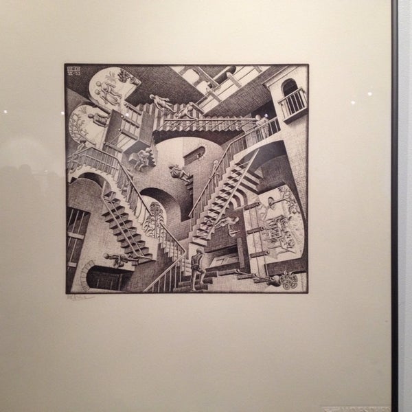 Фото выставка на красном фоне. Литейный 55 санкт-петербург. Выставка графического дизайна в спб. Центр книги и графики литейный просп 55. Музей графики в санкт-петербурге.