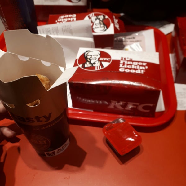 Foto scattata a KFC da Mark il 2/20/2018