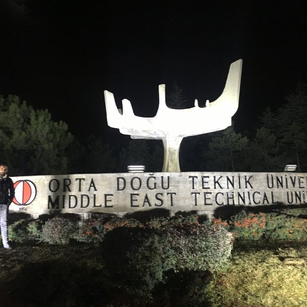 Foto diambil di Orta Doğu Teknik Üniversitesi oleh Emrekader K. pada 12/7/2016