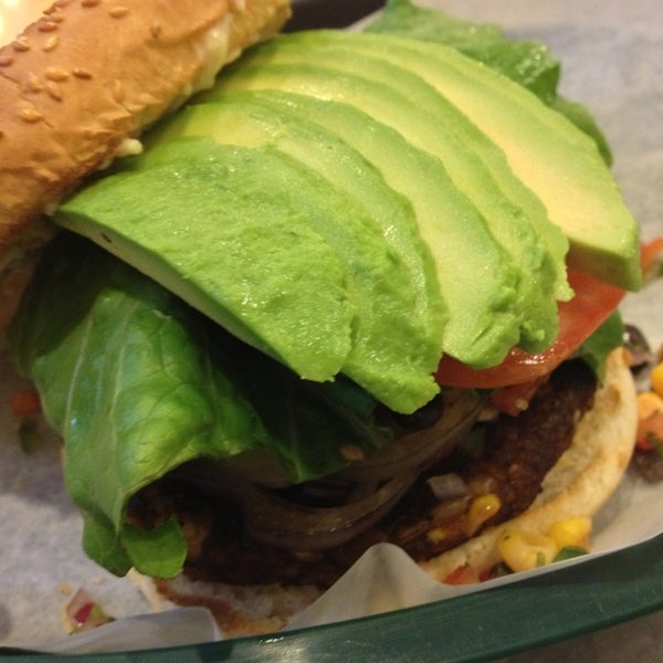 Burgers are huge. Try the Malibu – the garlic aioli and avocado are sublime.