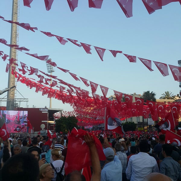 Photo taken at Mersin Tevfik Sırrı Gür Stadı by Yasemin Atilla B. on 6/20/2018