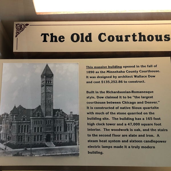 รูปภาพถ่ายที่ Old Courthouse Museum โดย Debbie E. เมื่อ 3/27/2022