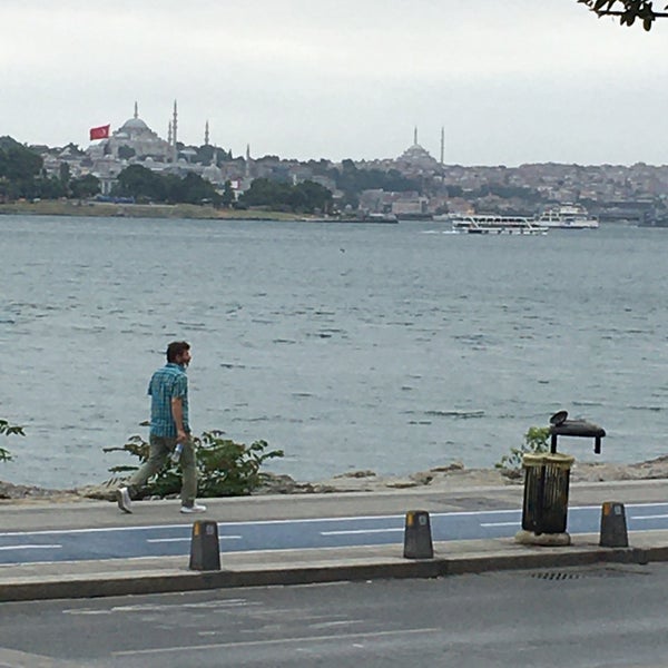 Foto tomada en Cafe 5. Cadde  por Özcan el 7/13/2020