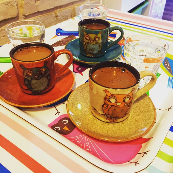 Das Foto wurde bei Bay-Kuş Cafe Kahvaltı von Bay-kuş Cafe-Kahvaltı am 11/27/2015 aufgenommen