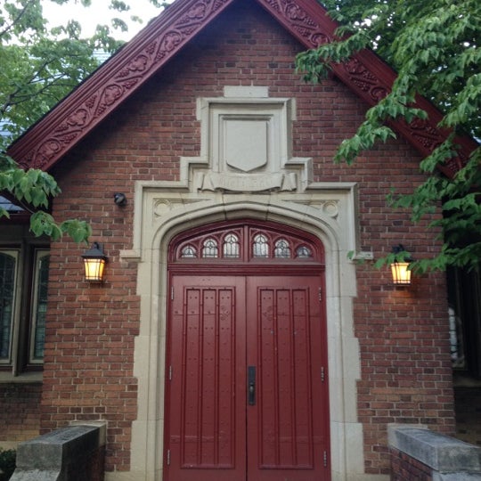 Photos At Slytherin Common Room Fraternity House