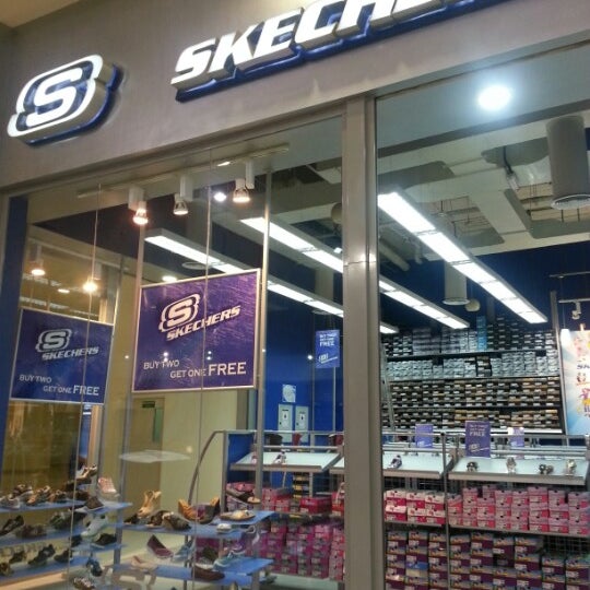 sketchers shoe store