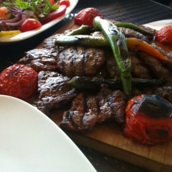 Florya Entegre Et Mangal ve Kebab Evi 11962 ziyaretçidan 140 tavsiye