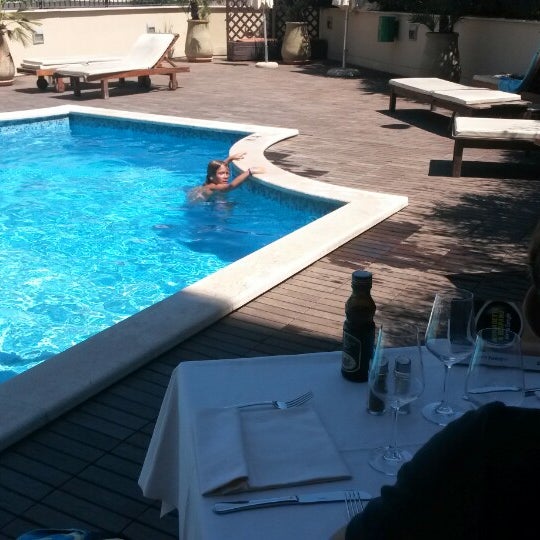 Foto tomada en Holiday Inn Cagliari  por Isabel S. el 8/9/2014