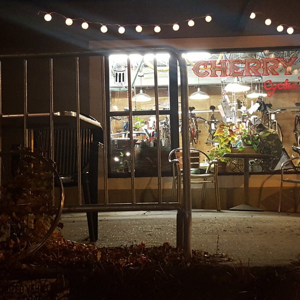 11/17/2015にCherry CyclesがCherry Cyclesで撮った写真