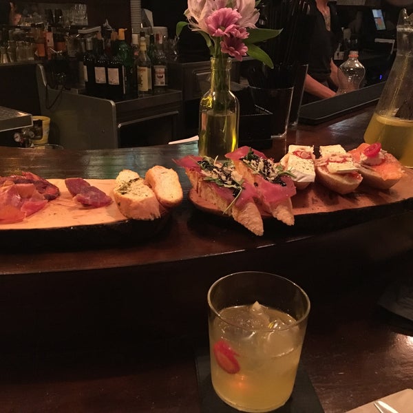 Photo taken at Tosca. Tapas y Vinos by Orlin G. on 9/8/2018