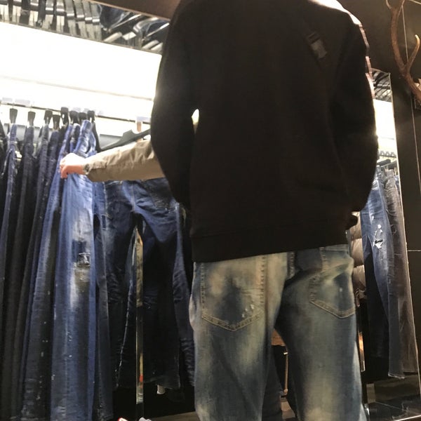 boutique dsquared2 paris