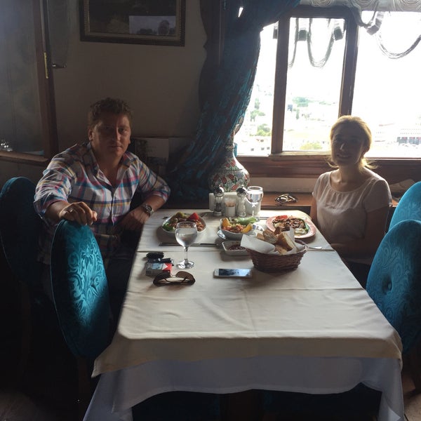 Photo taken at Bursa Evi İskender Restaurant by Esra S. on 7/4/2016