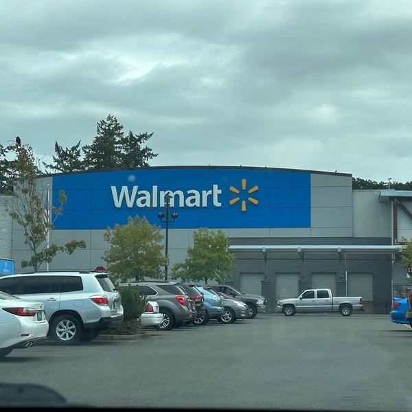Walmart Supercenter Lakewood, WA