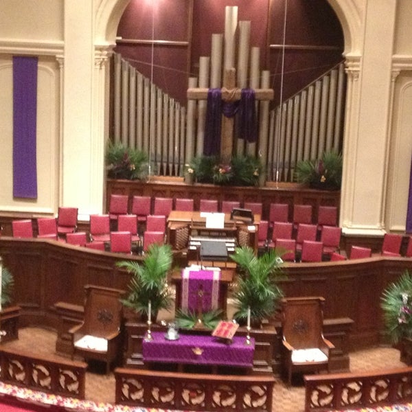 Снимок сделан в Saint Mark United Methodist Church of Atlanta пользователем 🌴 Mark H. 3/24/2013