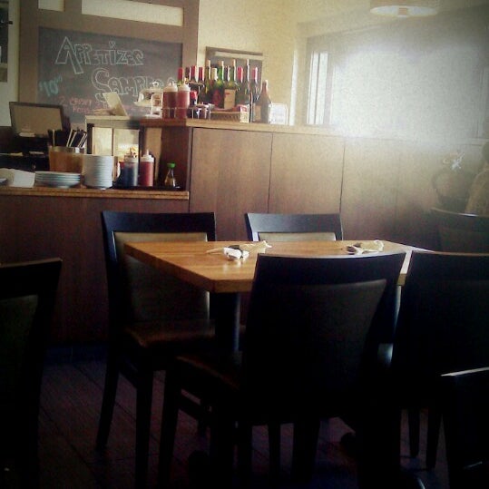 5/2/2013にDee C.がSipz Vegetarian Fusion Caféで撮った写真