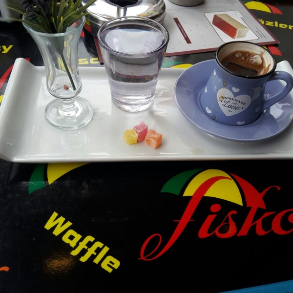 6/29/2018에 Canan Ç.님이 Fiskos Cafe &amp; Restaurant에서 찍은 사진
