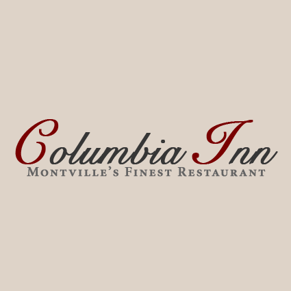 รูปภาพถ่ายที่ Columbia Inn Restaurant โดย Columbia Inn Restaurant เมื่อ 11/19/2015