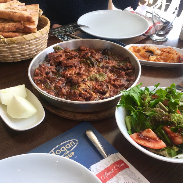 Rt france. Телеканал раша тудей. Russia today (rt) логотип. Rt et. Bfmtv zelensky.