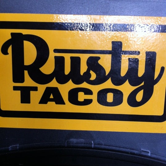 Photo prise au Rusty Taco par Elaine P. le10/1/2012