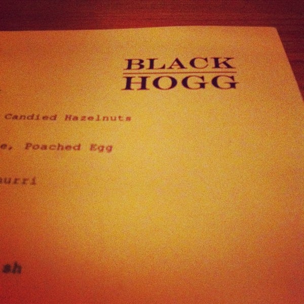 รูปภาพถ่ายที่ Black Hogg โดย Brian H. เมื่อ 6/11/2014