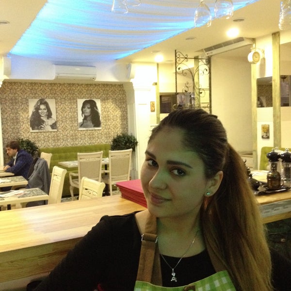 Foto scattata a Massimo Turkish &amp; Italian Restaurant da Кристина М. il 11/20/2015