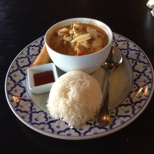 Massaman Curry isn’t on the lunch menu but they’ll make it as a lunch special or dinner portion - I had a slight cold so I got Spice Level 5 which isn’t for the feint of heart but I can breathe now...
