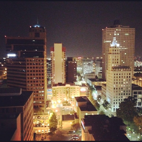 9/28/2012 tarihinde Seanziyaretçi tarafından Madison Hotel'de çekilen fotoğraf