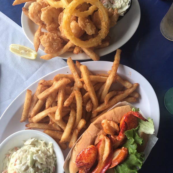 Lobster Boat Restaurant 14 tips