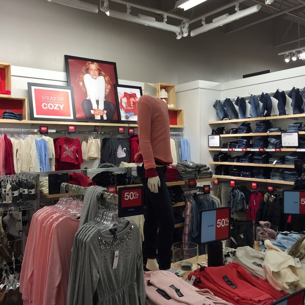 Gap Factory Store Clothing Store In Woodstock