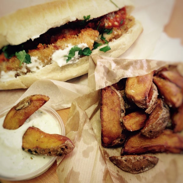 Tiny place with perfect banh mi sandwiches. Potato wedges are also amazing. Ideal for working lunches.