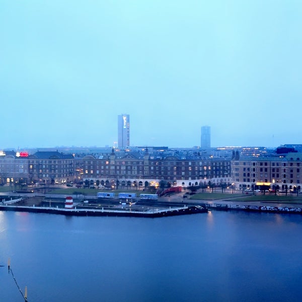 Foto diambil di Copenhagen Marriott Hotel oleh KHaleD ♎︎⁸¹ pada 2/16/2024