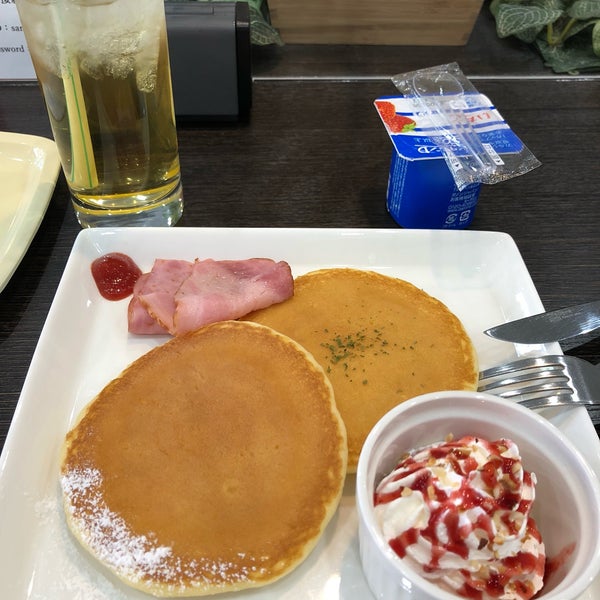 カフェ サンポポラ 黄金町駅前店
