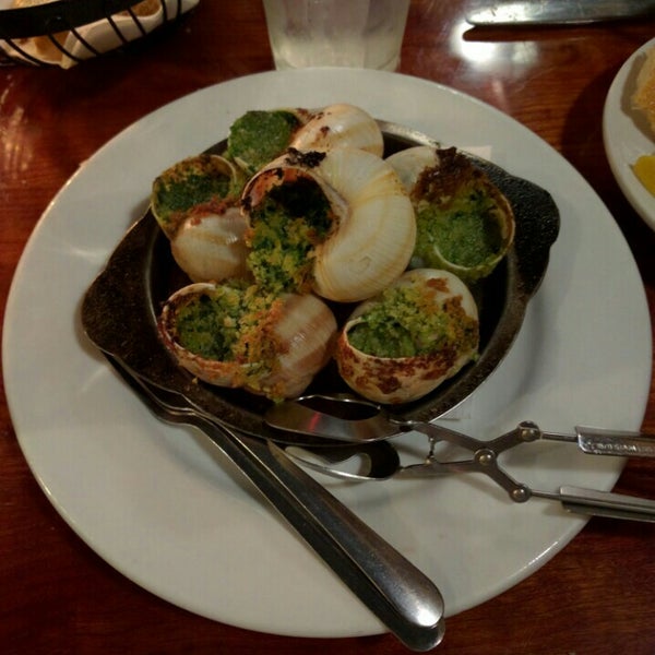 Photo taken at Alamo Square Seafood Grill by Aditya K. on 4/2/2016