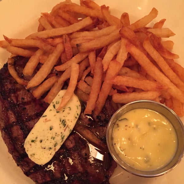 Ask for both butter & bearnaise for your steak frites. Too awesome not to have.