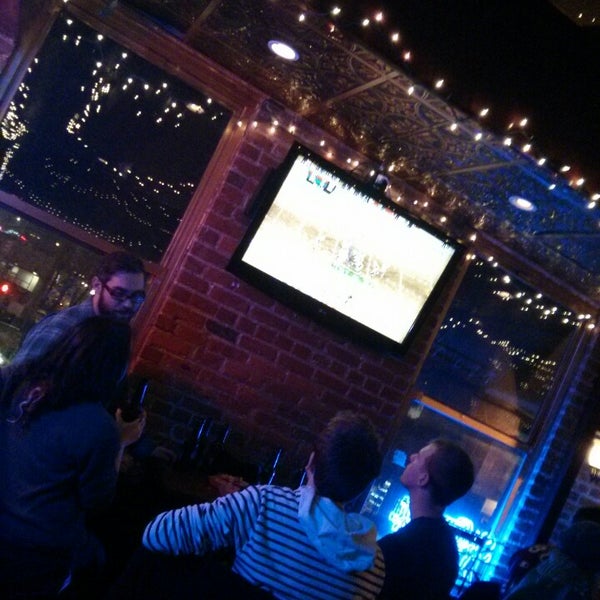 Photo taken at Bleecker Heights Tavern by .oo. on 1/5/2014