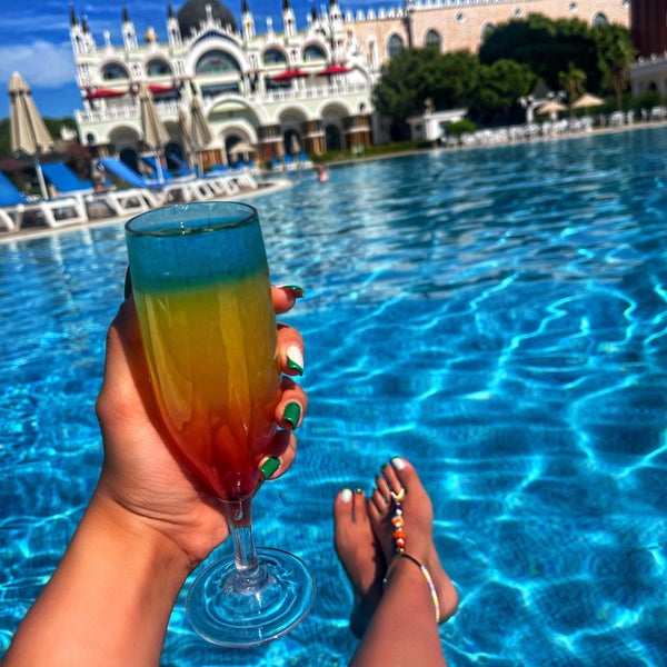 Снимок сделан в Venezia Palace Deluxe Resort Hotel пользователем Tan N. 9/28/2021