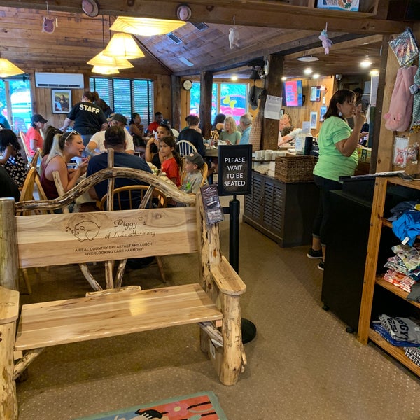Photo taken at Piggy&#39;s Restaurant by Dale C. on 8/4/2019