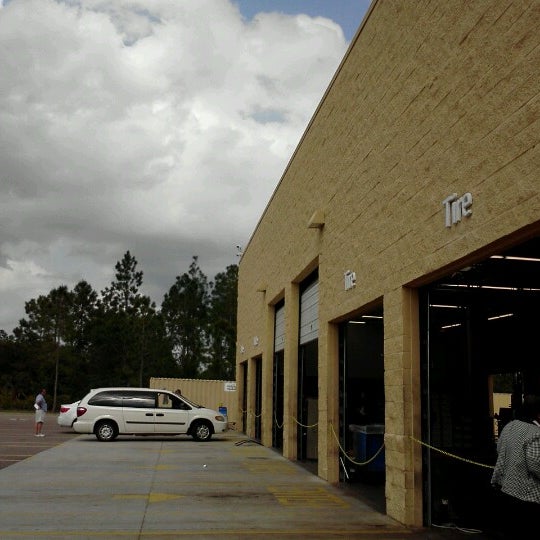 Photos at Walmart Supercenter Big Box Store in Clermont