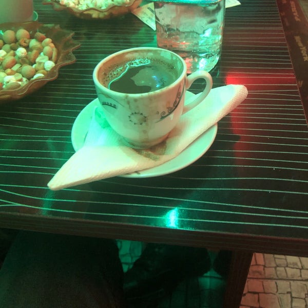Das Foto wurde bei Harabe Cafe von Yalçın I. am 3/11/2020 aufgenommen