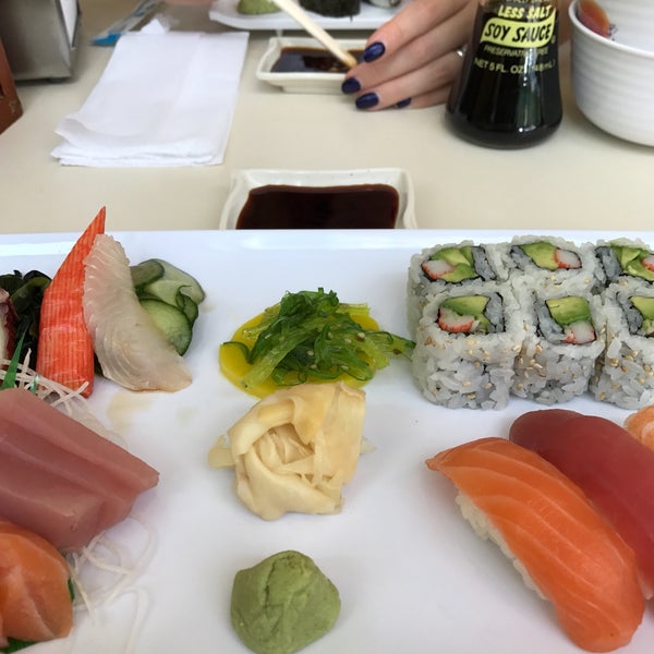 Photos At Sea Ranch Sushi Restaurant In Evanston