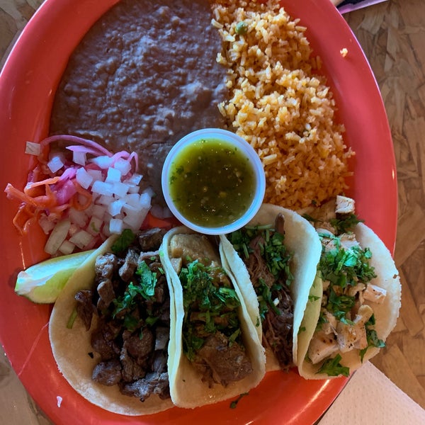 Ojos Locos Sports Cantina Tucson, AZ