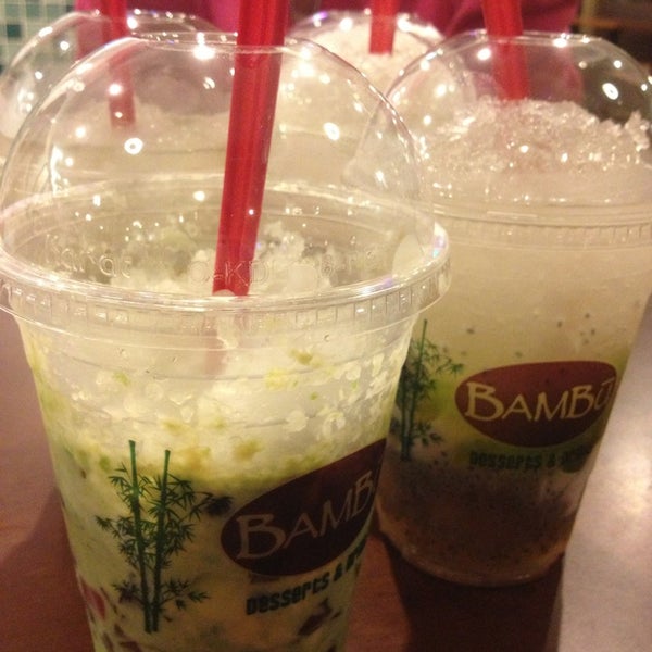 Foto tirada no(a) Bambu Desserts &amp; Drinks por Kien P. em 2/4/2013