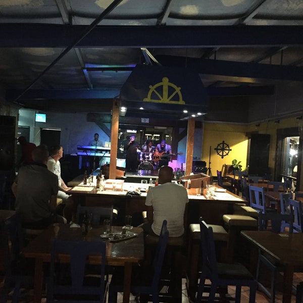 Foto scattata a Marina Bar &amp; Restaurant da I. W. W. il 3/26/2016