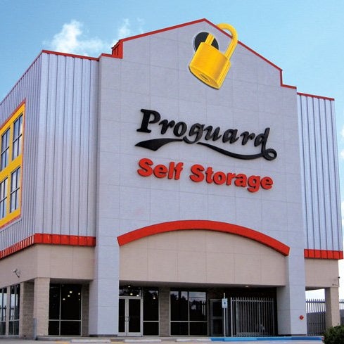 Photo taken at Proguard Self Storage by Pat H. on 11/24/2015